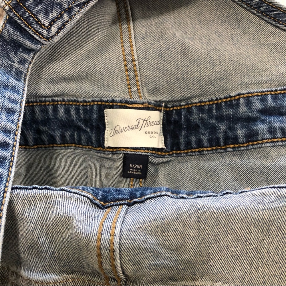 Universal Thread Overalls - Picture 5 of 9